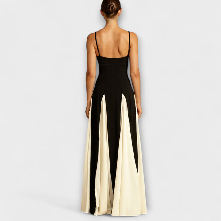 Ember - Elegancia clásica de vestido maxi A-line con paneles de tul