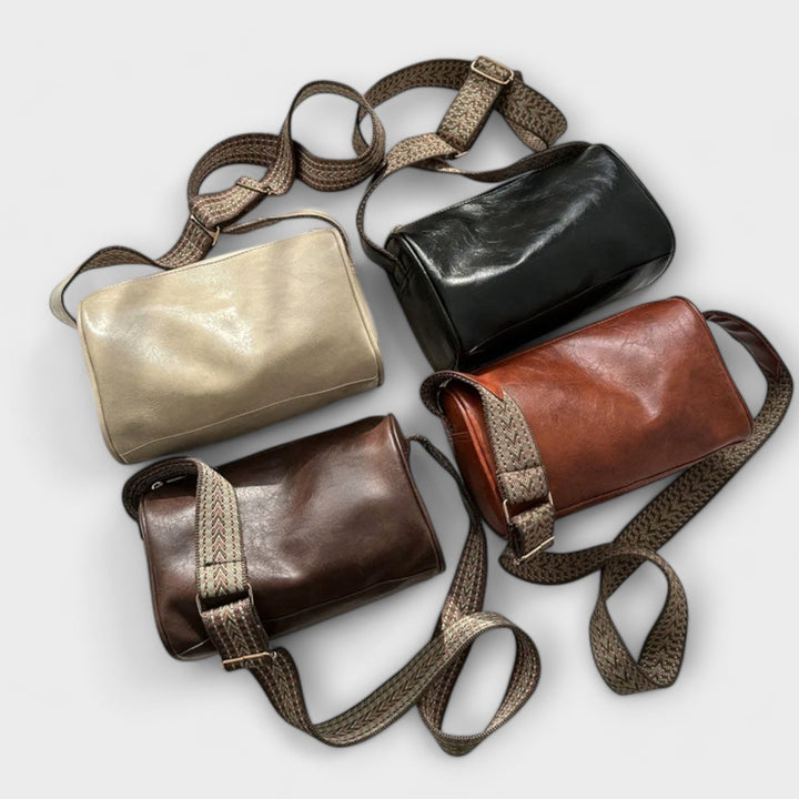 Cécile. - Bolso vintage de hombro