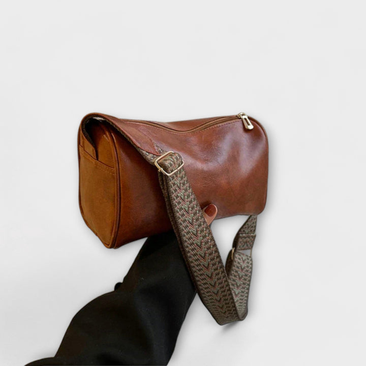 Cécile. - Bolso vintage de hombro